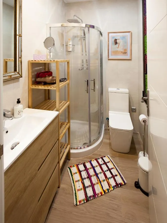 Cosy Room - Guggen º Parking Free Bilbao 0*,  Spain